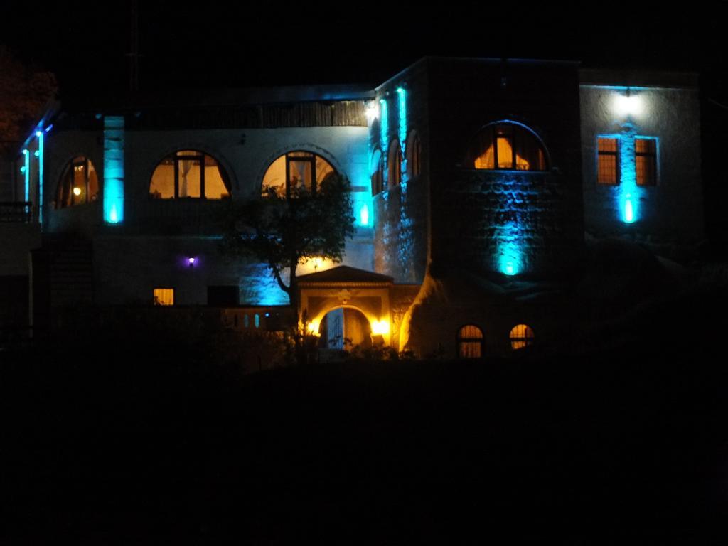 Dilek Tepesi Cave Hotel Ayvali Exterior photo