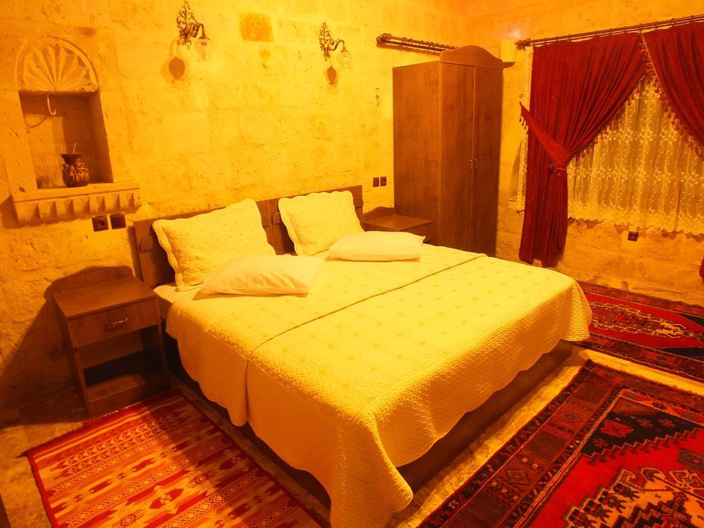 Dilek Tepesi Cave Hotel Ayvali Room photo